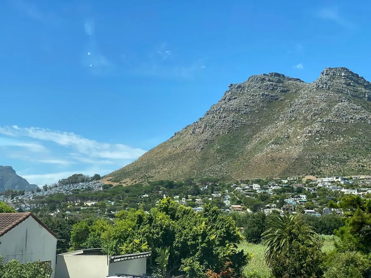Villa Cosy And Unique Family Retreat In Hout Bay Kapstadt