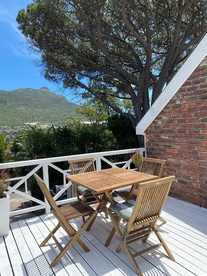 Villa Cosy And Unique Family Retreat In Hout Bay Kapstadt 0*,  Südafrika
