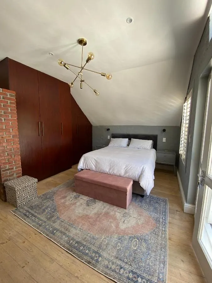 Villa Cosy And Unique Family Retreat In Hout Bay Kapstadt