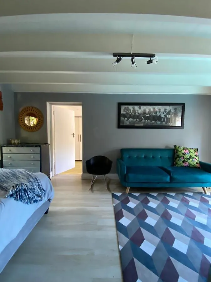 Villa Cosy And Unique Family Retreat In Hout Bay Kapstadt